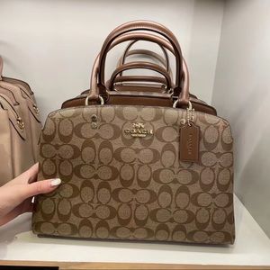 Coach Lillie Carryall In Signature Canvas